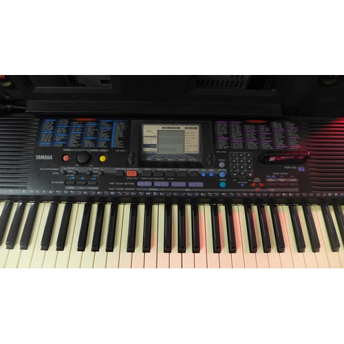 2208 - A Yamaha keyboard - failed electrical safety test due to damaged power supply - sold as scrap only