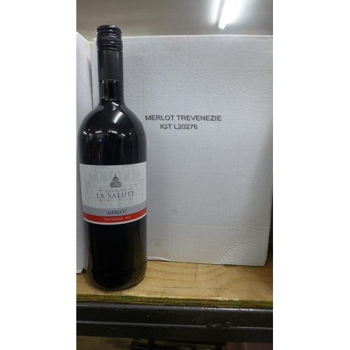 2402 - A case of 6 x 1 litre bottles of Merlot red wine