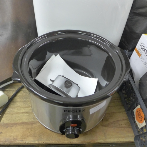 2411 - A prolex 2.5l slow cooker