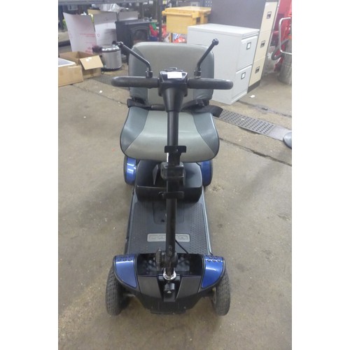 2264A - A Go-Go Elite Traveller mobility scooter - no keys or charger - Police repossession