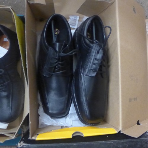 2341 - 3 Pairs of gents shoes