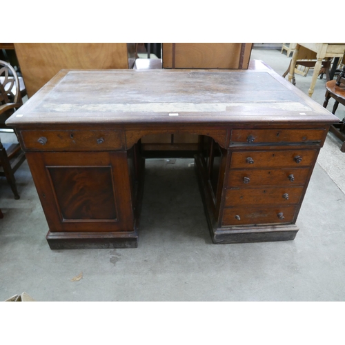 180 - A Victorian mahogany pedestal desk