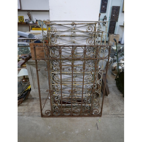 188 - Four French wrought iron railings