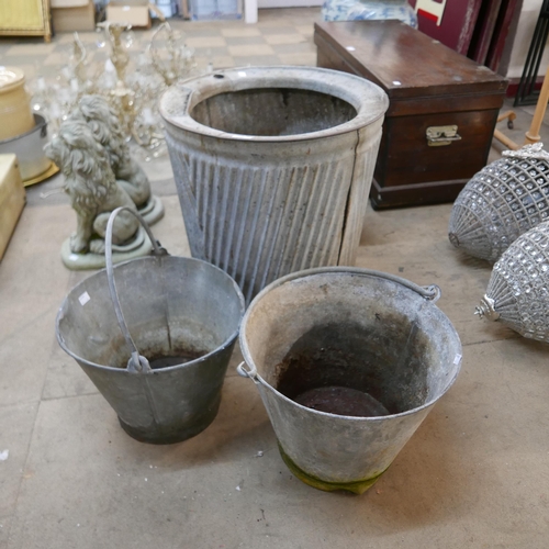 203 - A galvanised dolly tub and two buckets