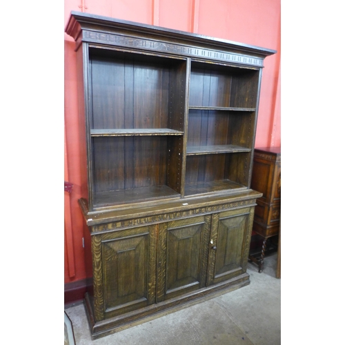 40 - A late Victorian oak bookcase