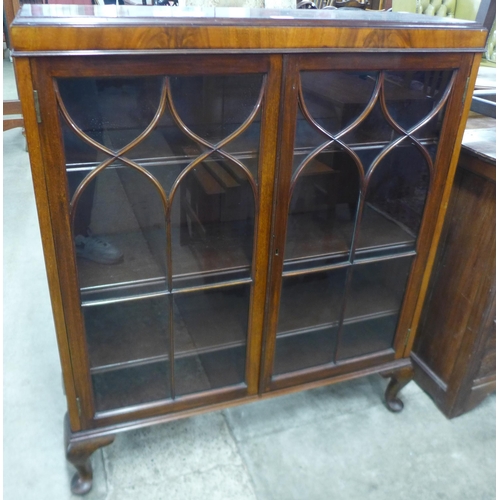 75 - A mahogany two door bookcase