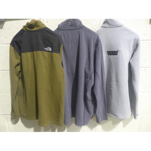 3367 - Three men's zip up fleeces - Two Berghaus, sizes XXL & M and The North Face, size XL *This lot is su... 