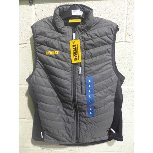 3369 - Men's Dewalt grey gilet, size L *This lot is subject to VAT