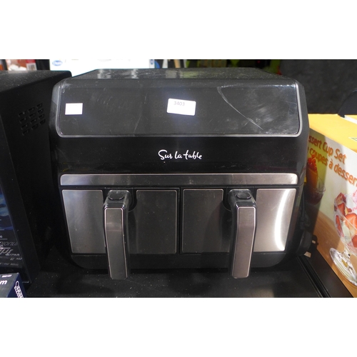 3403 - Sur La Table Double Air Fryer - 2 X 3.8L Trays (310-49) * This lot is subject to VAT