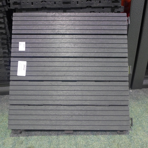 3452 - Quantity of Cosmo Graphite Easy Deck Tiles      (311-32)    * This lot is subject to vat