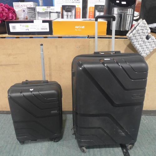 3472 - American Tourister Set of Two 4-Wheel Spinner Hardside Suitcases (Damaged Handle) (311-8,59,67)    *... 