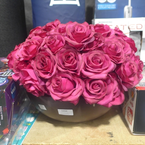 3494 - Roses in Ceramic Bowl (Cracked)   (311-112)    * This lot is subject to vat