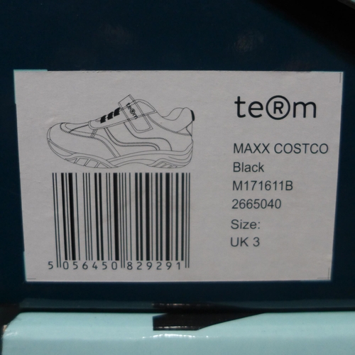 3239 - Kid's Term black school shoes - UK size 3 *This lot is subject to VAT