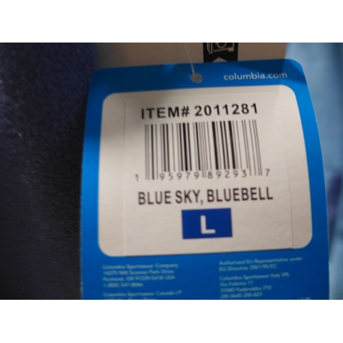 3277 - Ladies two tone blue Columbia fleece, size L *This lot is subject to VAT