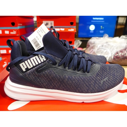 3311 - Men's woven blue Puma trainers - UK size 7.5 *This lot is subject to VAT