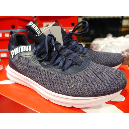 3314 - Men's woven blue Puma trainers - UK size 8 *This lot is subject to VAT