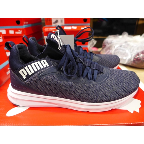 3315 - Men's woven blue Puma trainers - UK size 8 *This lot is subject to VAT