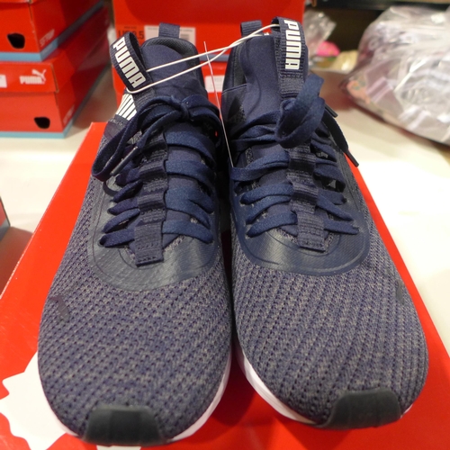 3317 - Men's woven blue Puma trainers - UK size 8 *This lot is subject to VAT