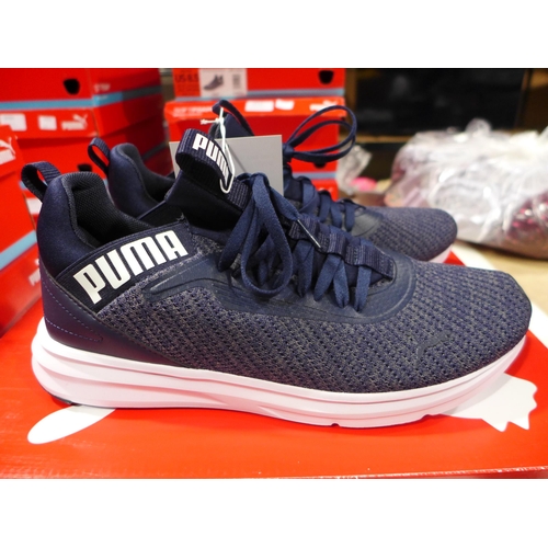 3323 - Men's woven blue Puma trainers - UK size 8 *This lot is subject to VAT