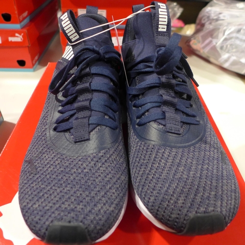 3325 - Men's woven blue Puma trainers - UK size 8 *This lot is subject to VAT