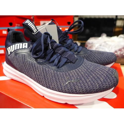 3326 - Men's woven blue Puma trainers - UK size 8 *This lot is subject to VAT