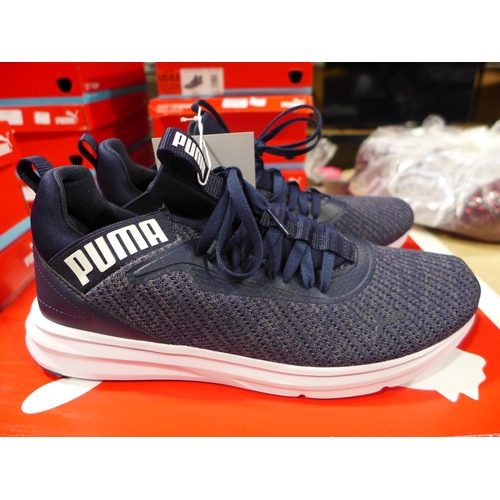 3328 - Men's woven blue Puma trainers - UK size 8 *This lot is subject to VAT