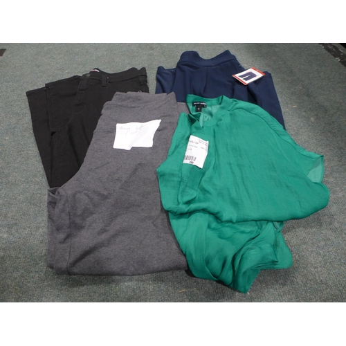 3342 - Small quantity of ladies casual clothing, various sizes and styles *This lot is subject to VAT