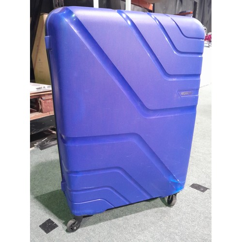 3460 - American Tourister Hardside Spinner Suitcase (Damaged) (311-104)    * This lot is subject to vat