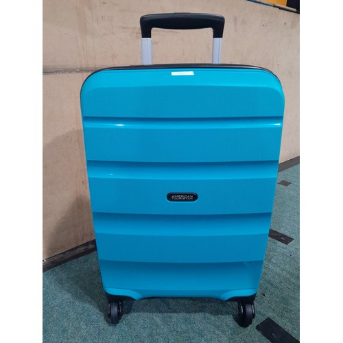 3471 - American Tourister Carry-On Luggage Case (311-803)   * This lot is subject to vat