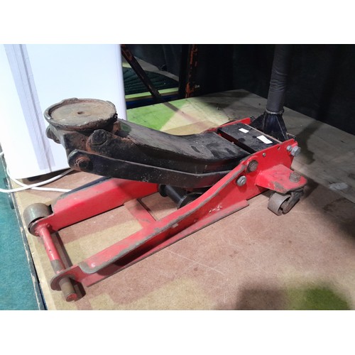 3518 - Arcan 2750kg XL Jack (Missing Wheel) (model:- XL2750EU), original RRP £119.99 + VAT (311-7)    * Thi... 