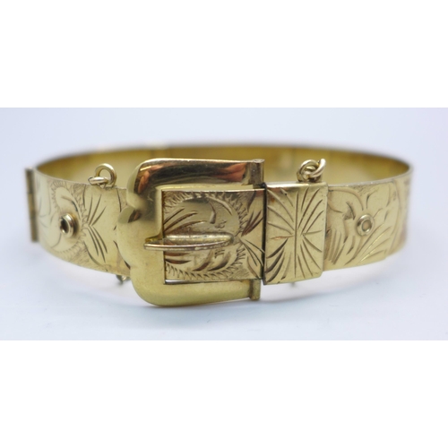 1009 - A rolled gold buckle bangle