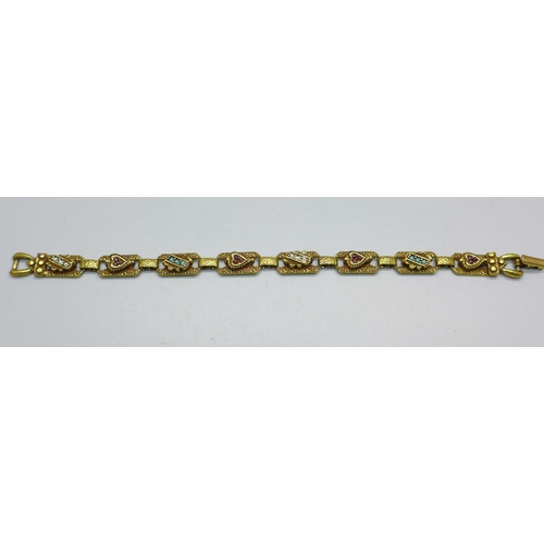 1021 - A vintage Goldette New York bracelet