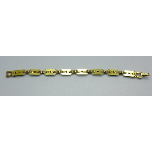 1021 - A vintage Goldette New York bracelet