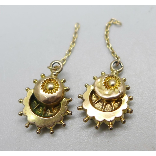 1052 - A pair of Edwardian yellow metal pendant earrings, test as 9ct gold, require hooks, 1.3g