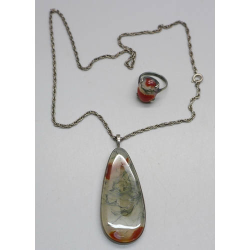 1095 - A hallmarked Scottish silver moss agate ring, M, and a moss agate pendant on a silver chain