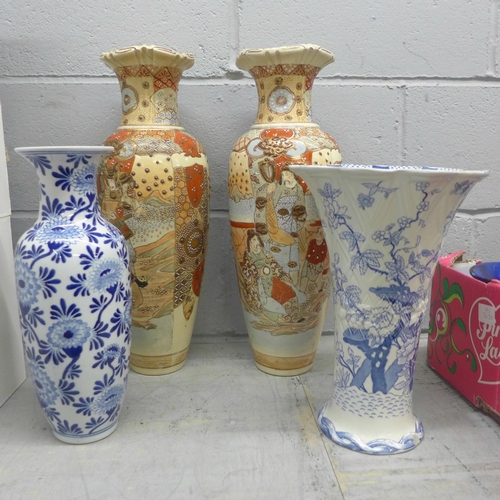 1121 - A pair of Japanese vases, blue and white vase decorated with chrysanthemums and a Booths Pompadour v... 