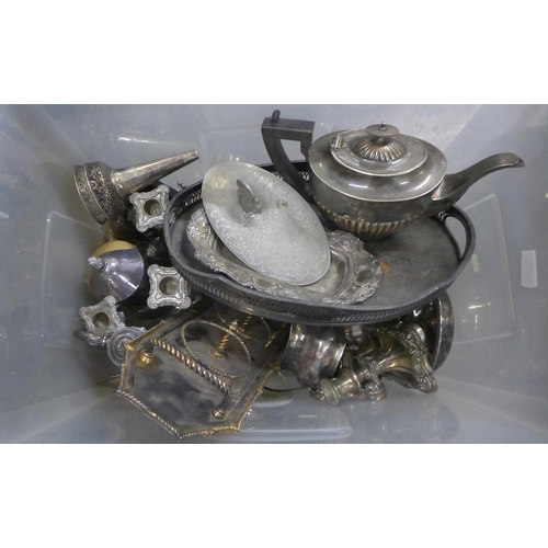 1152 - A box of plated ware, candlesticks, candelabra, claret jug, trays, etc. **PLEASE NOTE THIS LOT IS NO... 