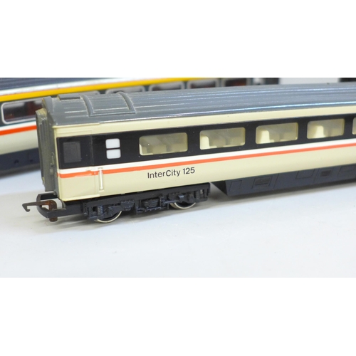 658 - Hornby model rail, Intercity power car, dummy car and three coaches