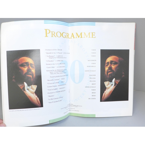 659 - A Pavarotti autographed concert programme