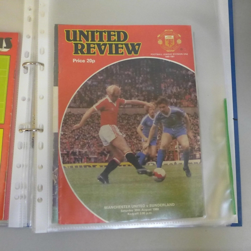 725 - Manchester United programmes, 1958 to 1989 (72)