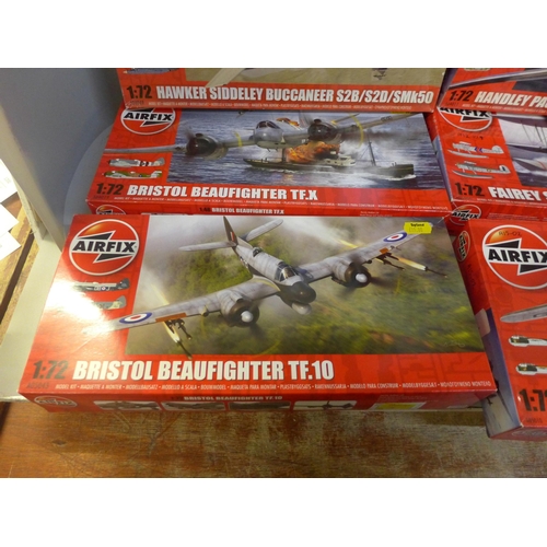 752 - Eight 1:72 scale Airfix kits of WWII and later aircraft, all unopened