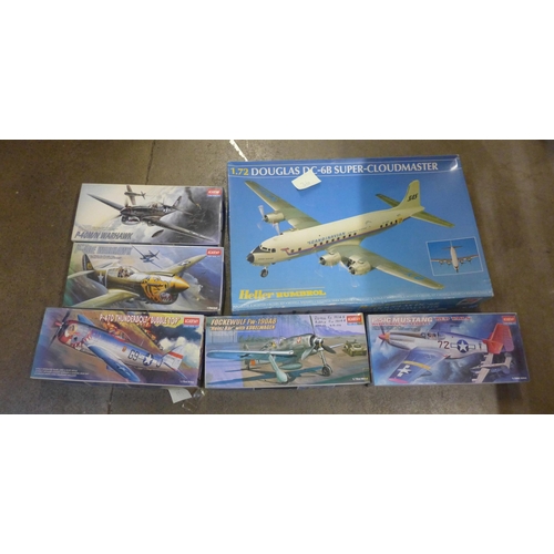 754 - Airfix model kits including 1-72 Douglas DC-6B Super-Cloudmaster (6)