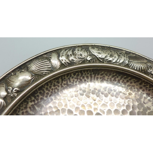 807 - A c1900 Whiting Manufacturing Co. American aesthetic movement hammered silver dish with border decor... 