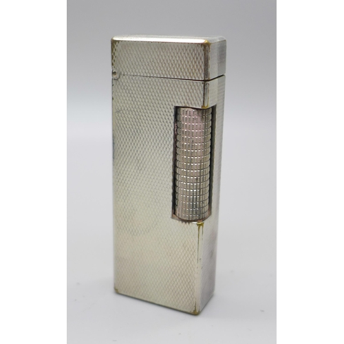 814 - A Dunhill lighter, cased