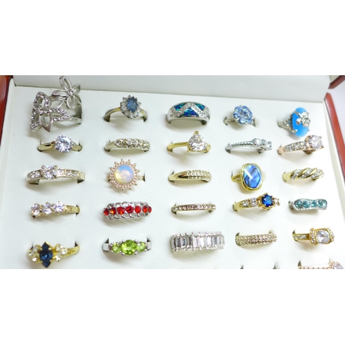 881 - Fifty costume rings