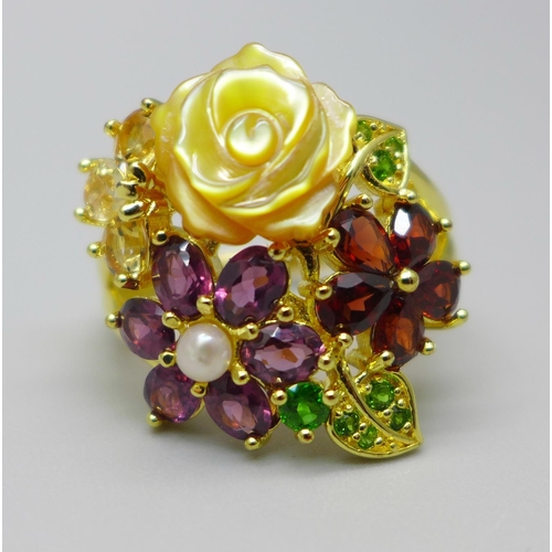 887 - A silver gilt, yellow carved mother of pearl, garnet, pearl, amethyst, citrine and diopside ring, M