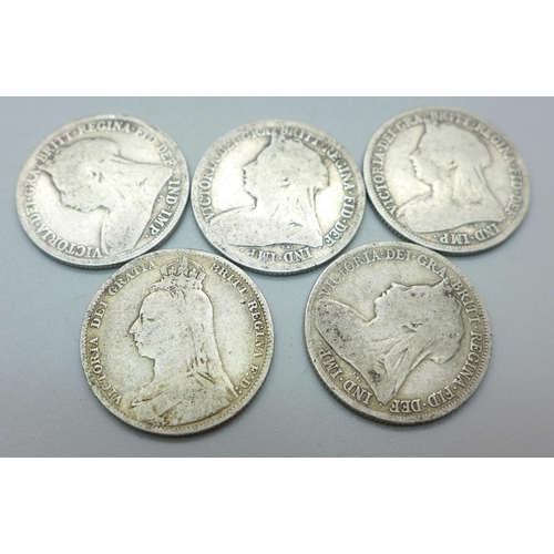 930 - Five Victorian veiled head shillings, 1891, 1895, 1896, 1898 and 1901