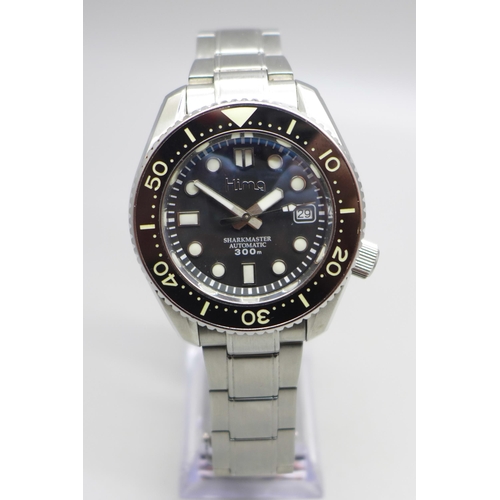 945 - A Hima Sharkmaster Automatic diver's wristwatch, sapphire crystal, 300m, bezel 41mm