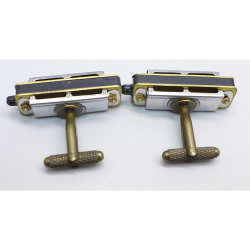 961 - A pair of novelty 'Swan' Harmonica cufflinks, (working), 37mm