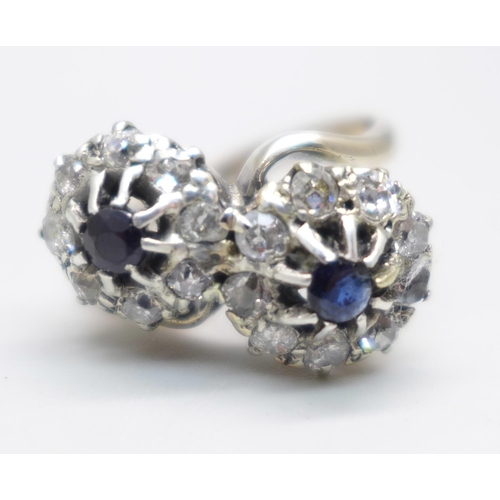 963 - A platinum, sapphire and diamond double cluster cocktail ring, 4.1g, P